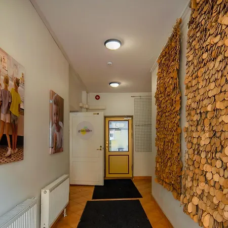 Romeo Family Uus * Reval