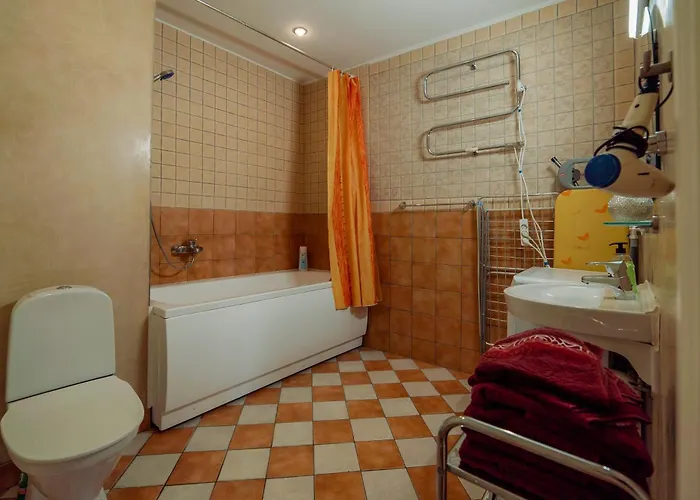 Romeo Family Uus * Reval