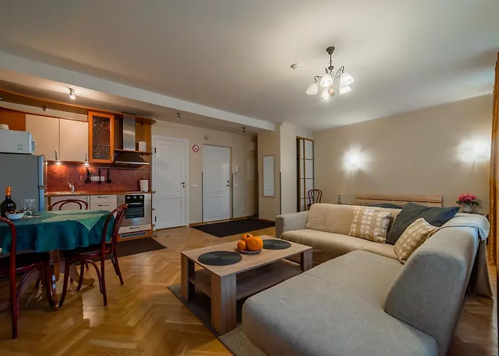 Romeo Family Uus Апартаменти *