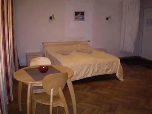 Romeo Family Uus Апартаменти Таллінн