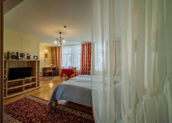 Romeo Family Uus * Tallin